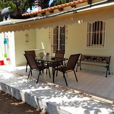 Ferienhaus Eirini House *